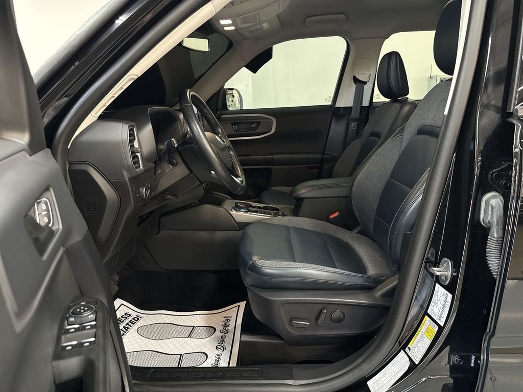 Used 2022 Shadow Black Ford Outer Banks image 12