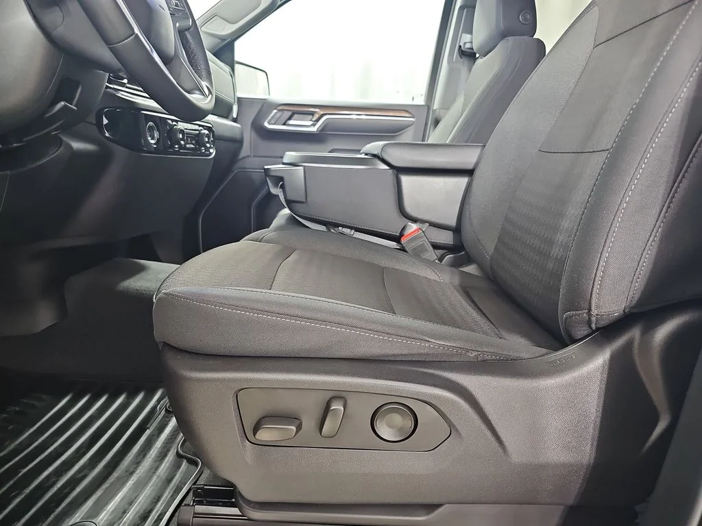 Certified Used 2024 Blue Chevrolet LT image 34