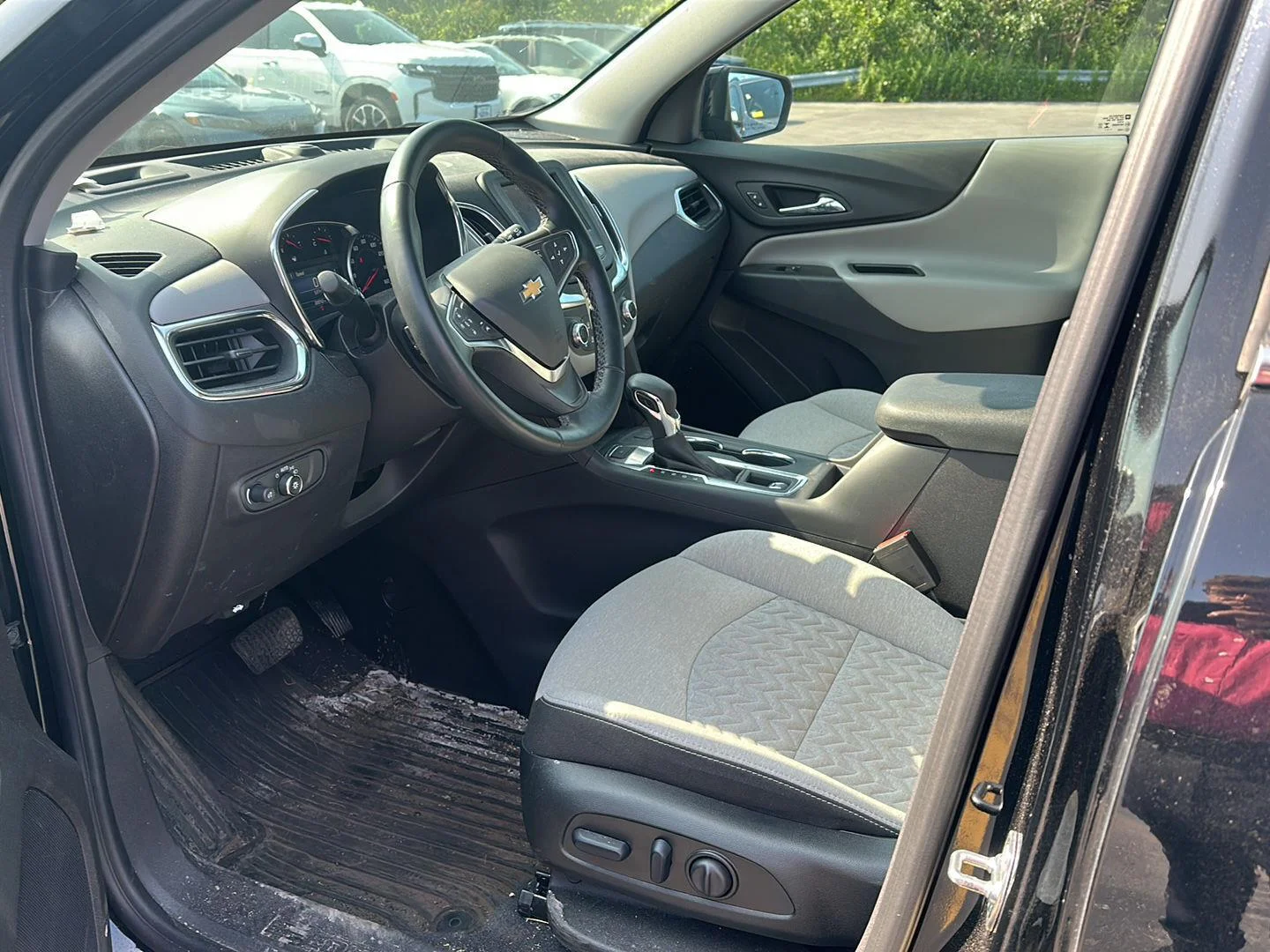 Used 2024 Mosaic Black Metallic Chevrolet LT image 7