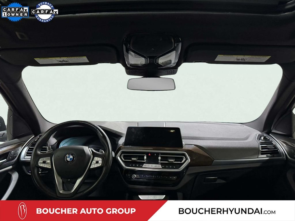 Used 2023 Black BMW xDrive30i image 9