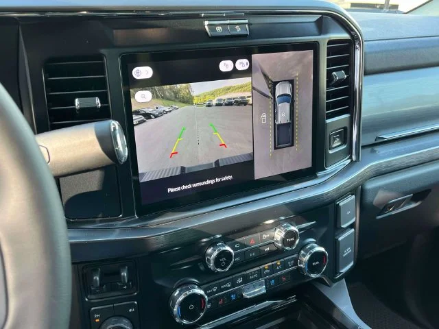 New 2027 Glacier Gray Metallic Tri-Coat Ford F-250® Lariat® image 27