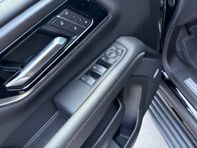 2026 GMC Yukon XL Denali - Photo 11