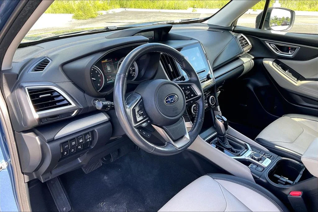Used 2020 Blue Subaru Limited image 14