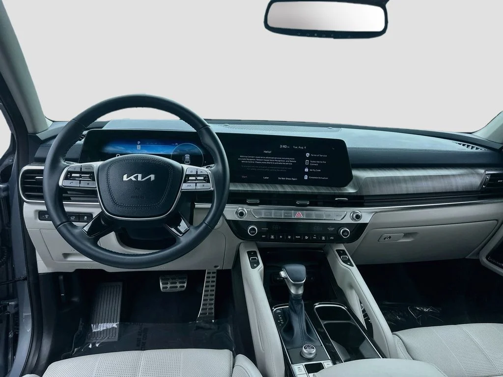 Certified Used 2024 Silver Kia SX image 9