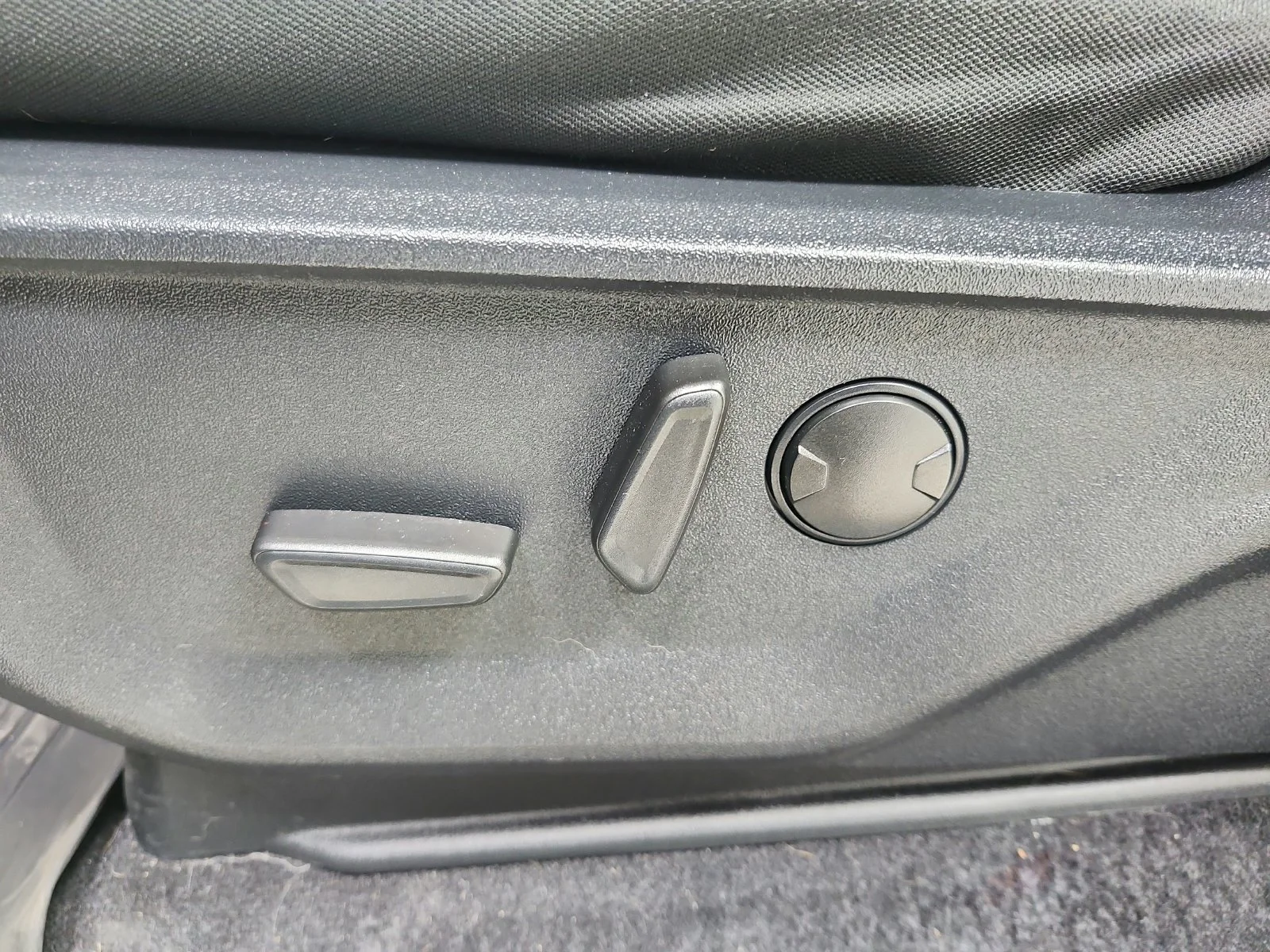 Used 2024 White Ford XLT image 11