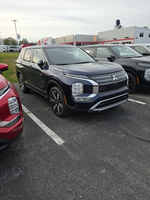 New 2026 Blue Mitsubishi SE 1.5T S-AWC image 3