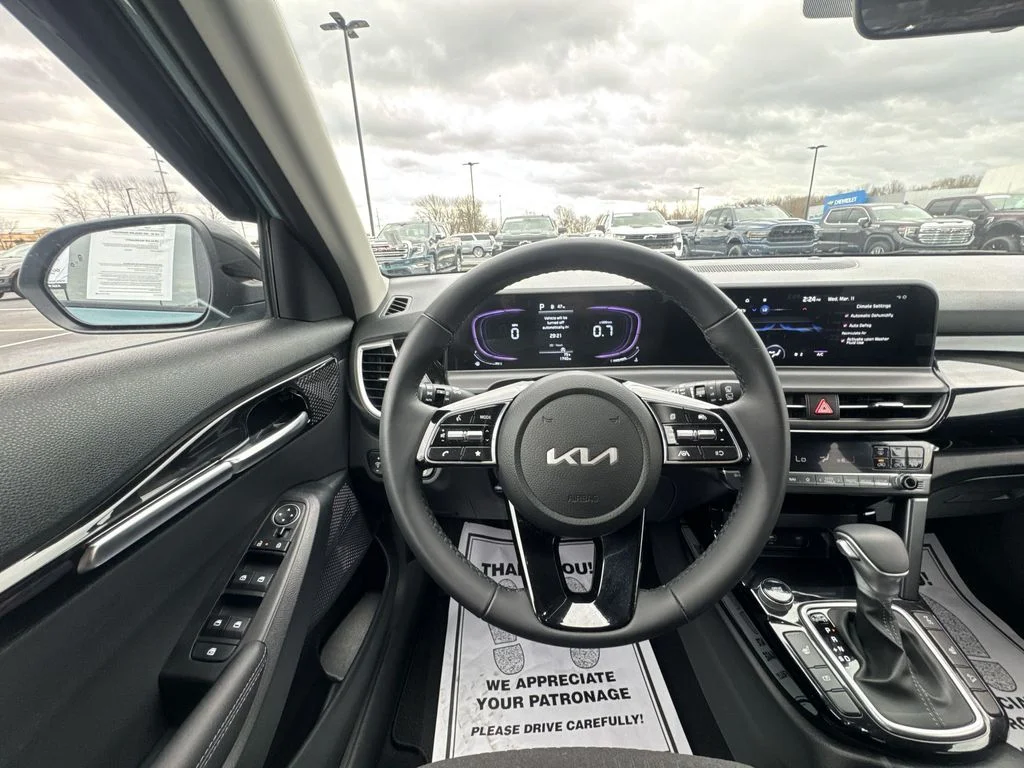 Used 2026 Blue Kia S image 14