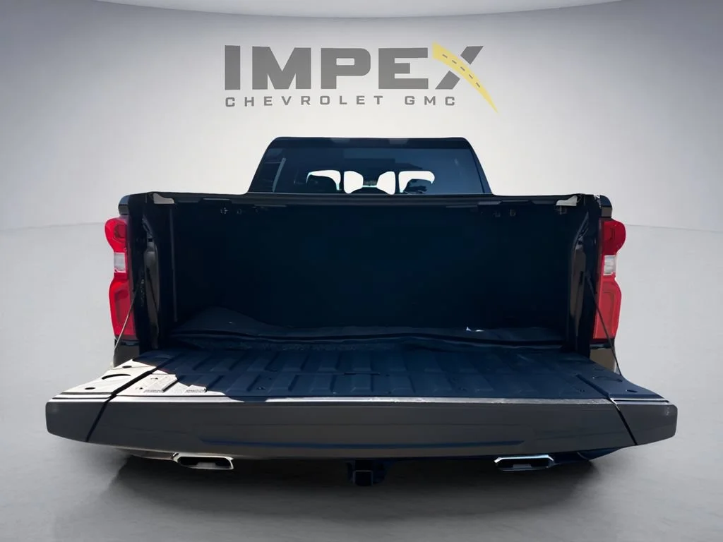 Used 2023 Black Chevrolet High Country image 12