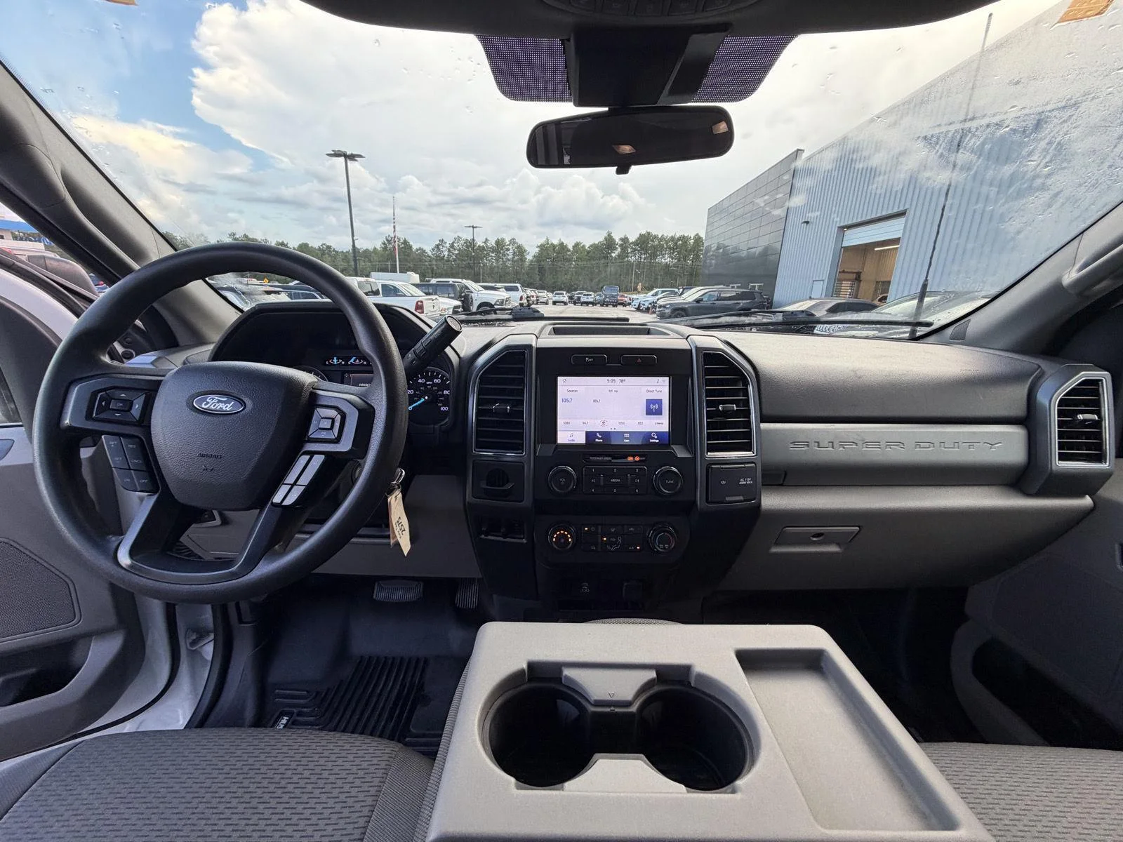 Used 2022 Oxford White Ford XLT image 7