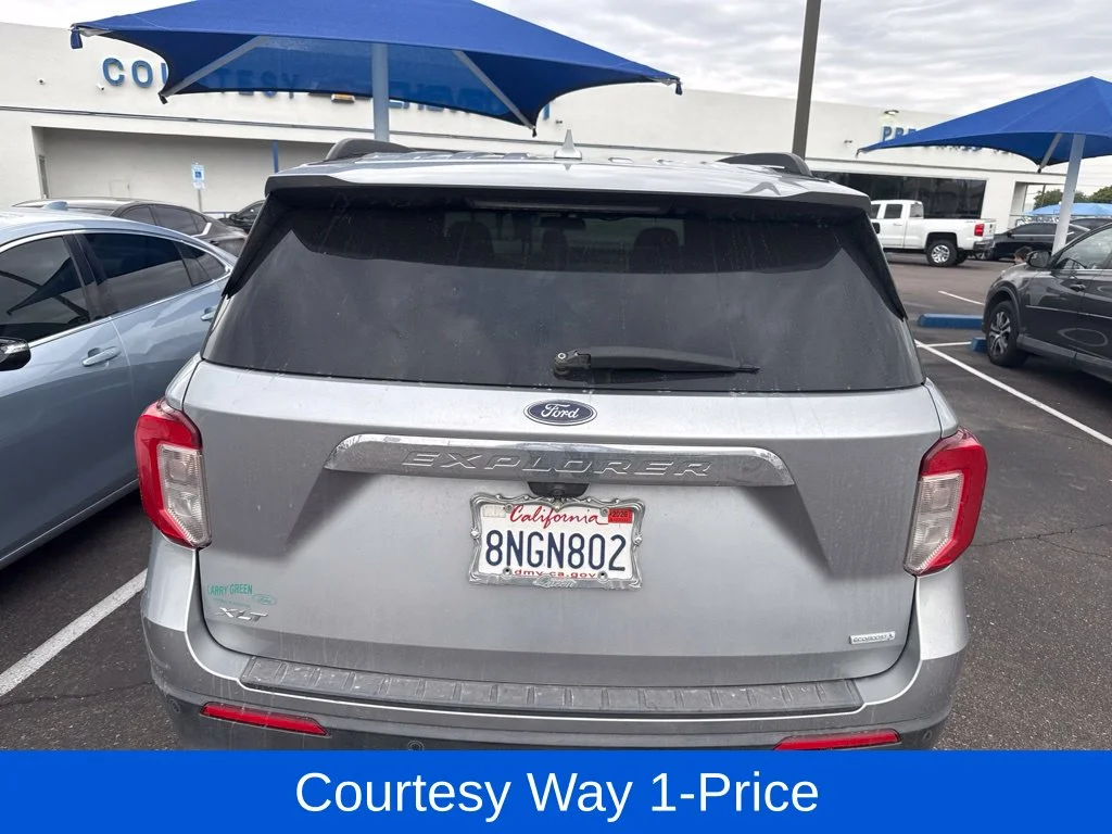 Used 2020 Silver Ford XLT image 11