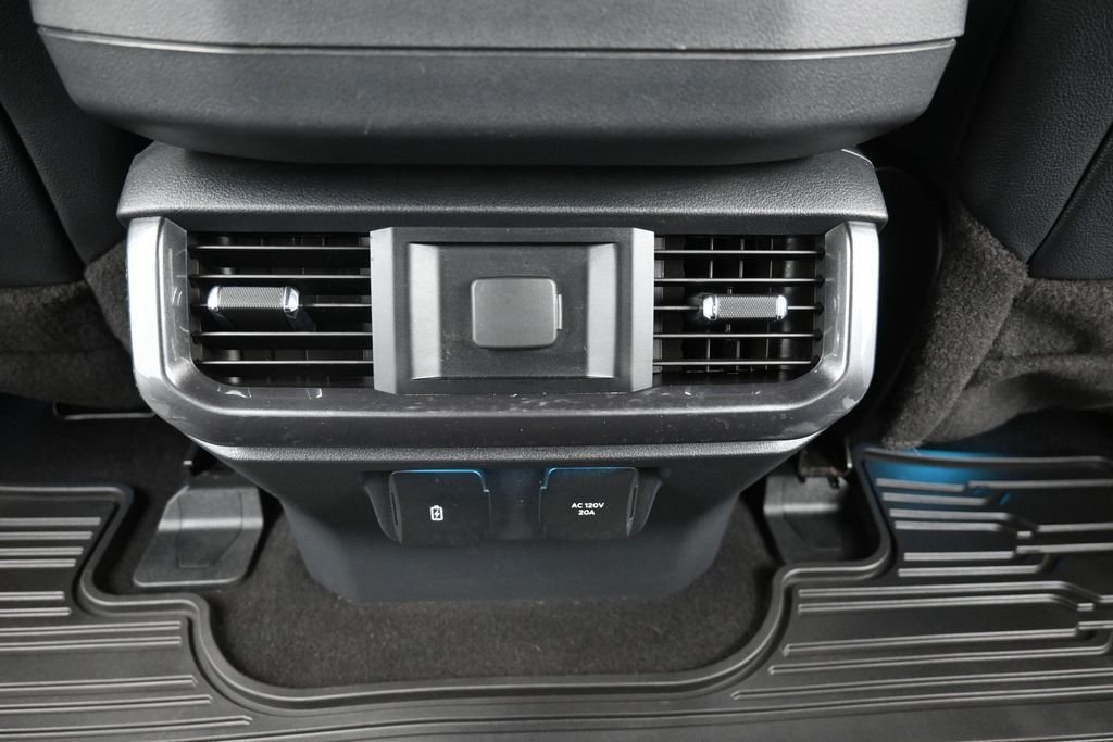 Used 2023 Gray Ford Lariat image 12
