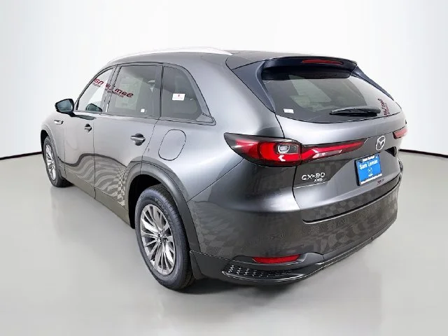 Used 2025 Gray Mazda Preferred image 5