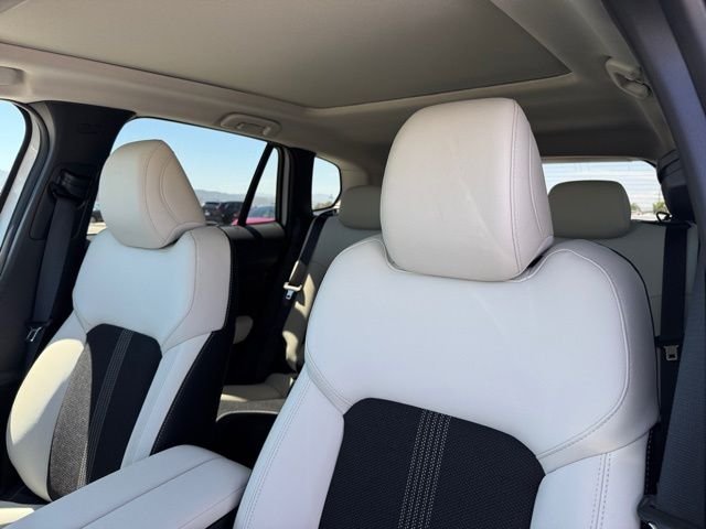 New 2026 Wind Chill Pearl Mazda 2.5 S Preferred AWD image 17