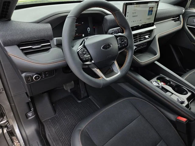 New 2026 Carbonized Gray Metallic Ford Tremor® image 28
