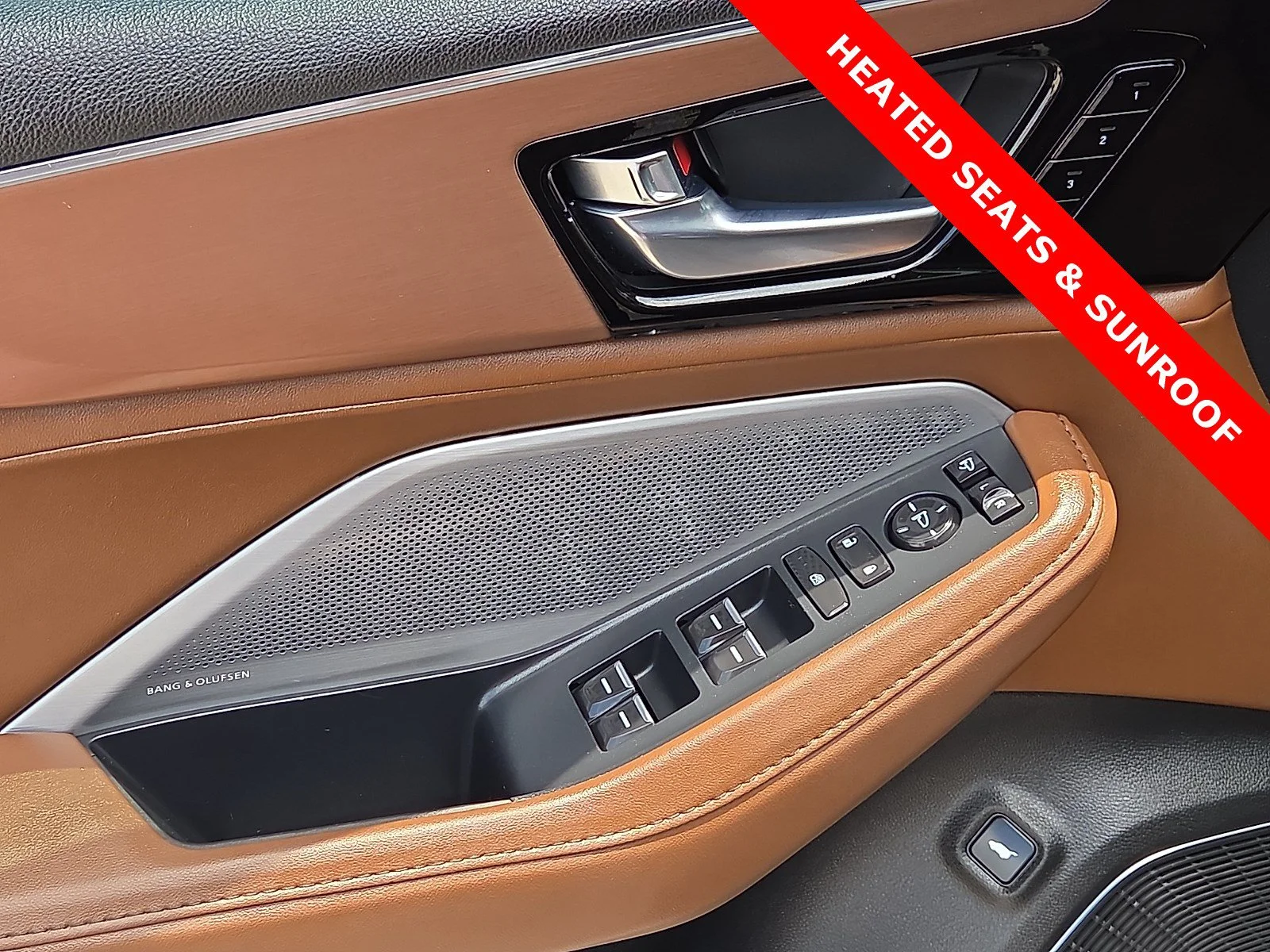 Used 2025 Majestic Black Pearl Acura w/Technology Package image 15