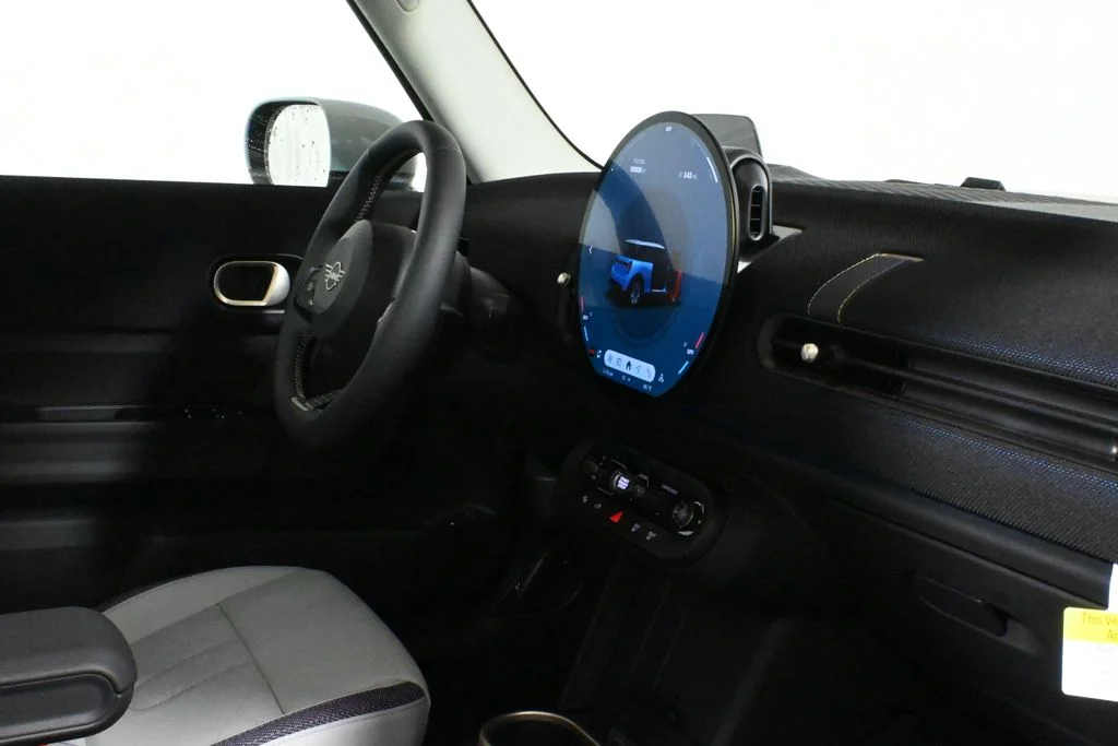 Certified Used 2025 Blue MINI  image 32