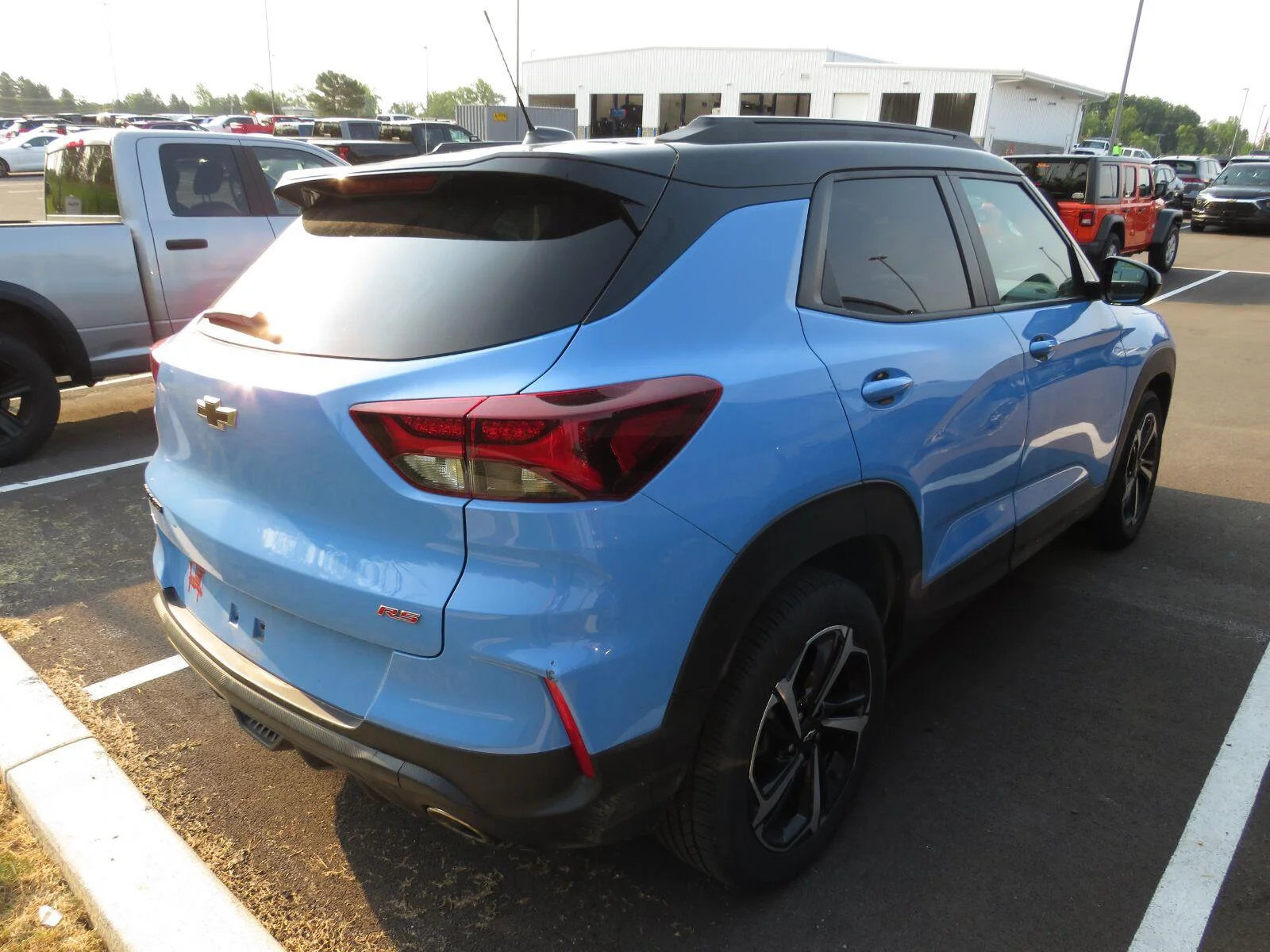 Used 2023 Fountain Blue Chevrolet RS image 11