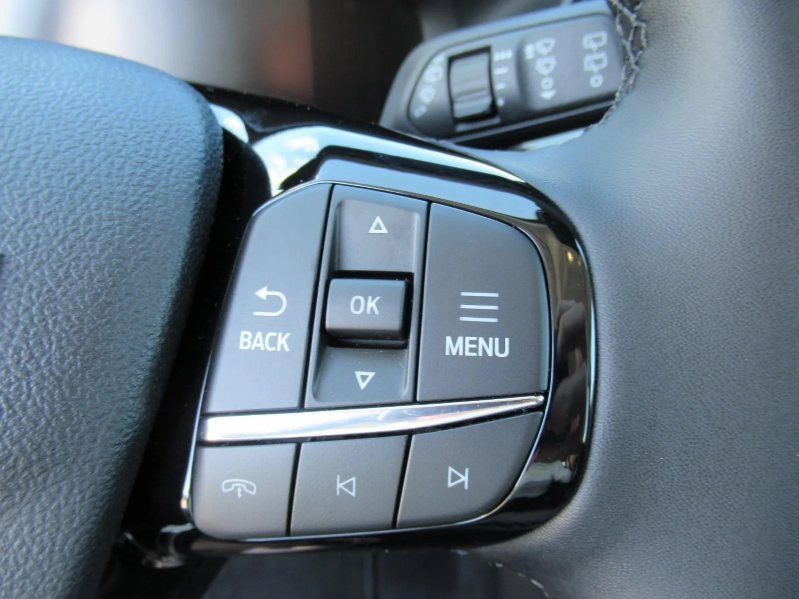 New 2026 Carbonized Gray Metallic Ford Active® image 22