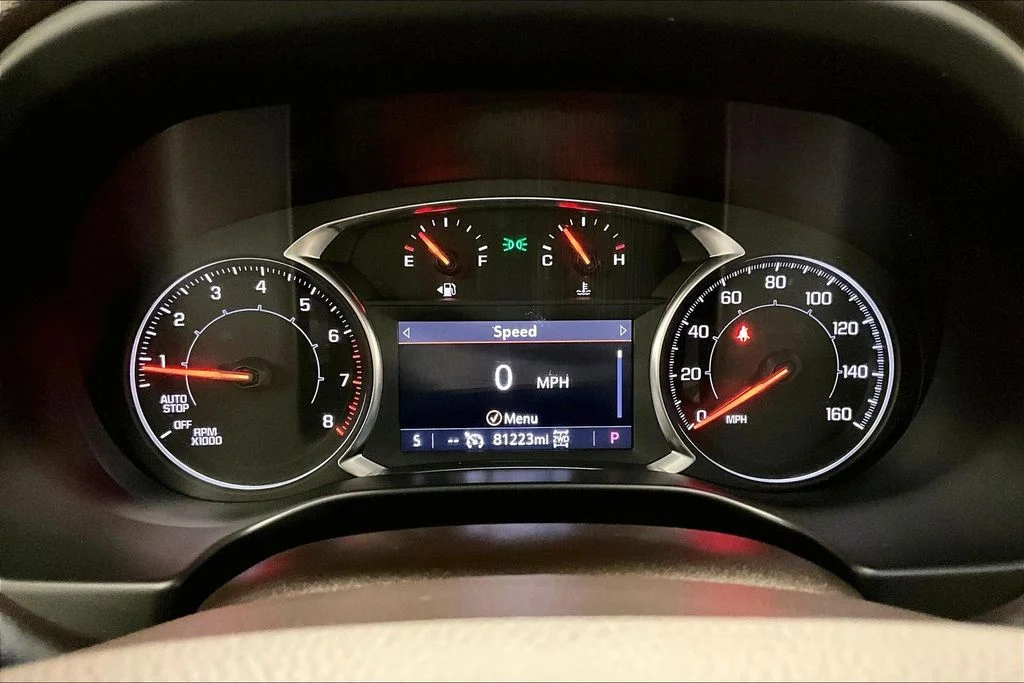 2023 GMC Acadia SLT - Photo 13