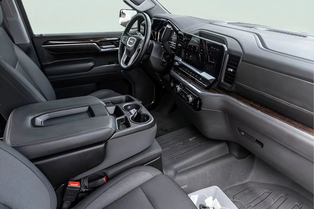 Used 2024 Titanium Rush Metallic GMC Elevation image 30