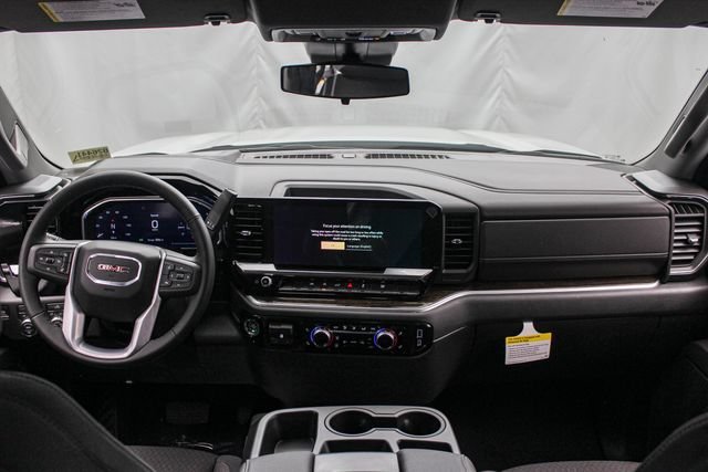 New 2026 Summit White GMC SLE image 25