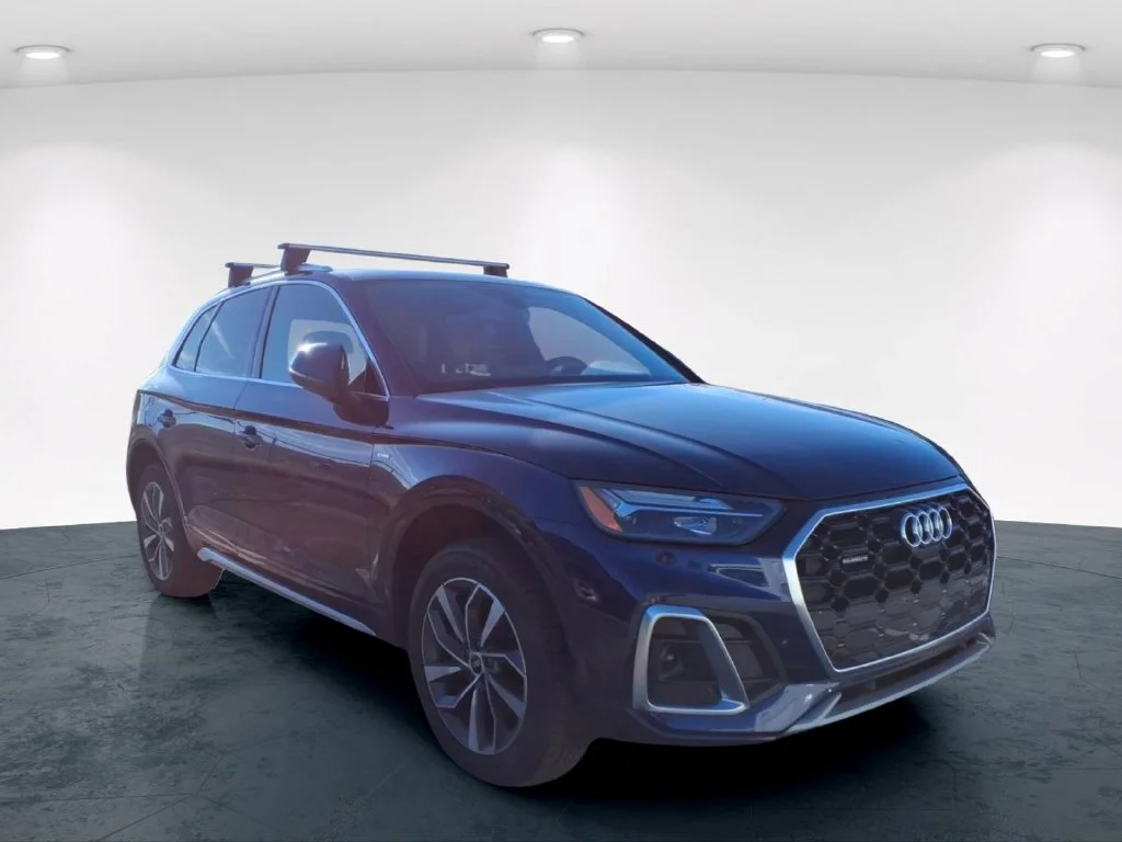 Used 2022 Blue Audi 45 S line Premium image 11
