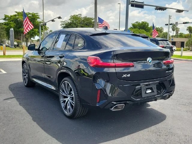 Used 2022 Black BMW xDrive30i image 6