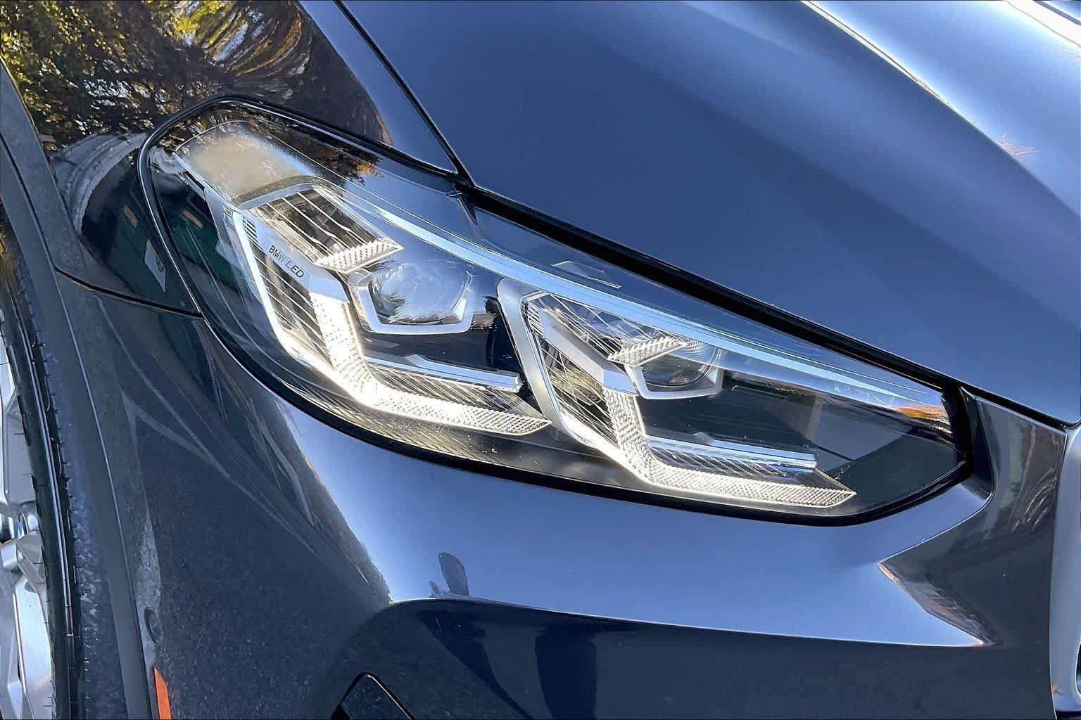 Used 2024 Dark Graphite Metallic BMW xDrive30i image 24