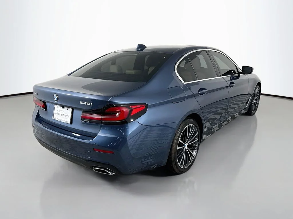 Used 2023 Blue Metallic BMW 540i xDrive image 9