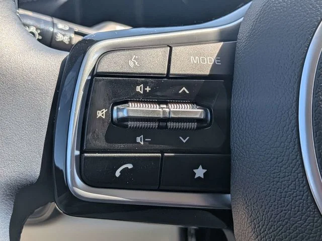 New 2026 Snow White Pearl Kia SX image 26