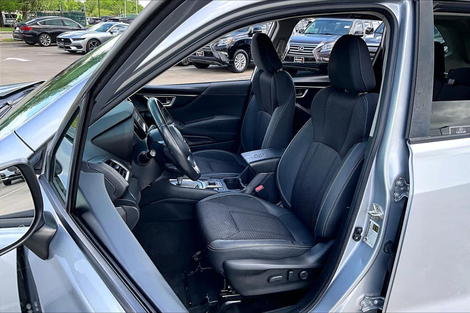Used 2021 Ice Silver Metallic Subaru Premium image 7