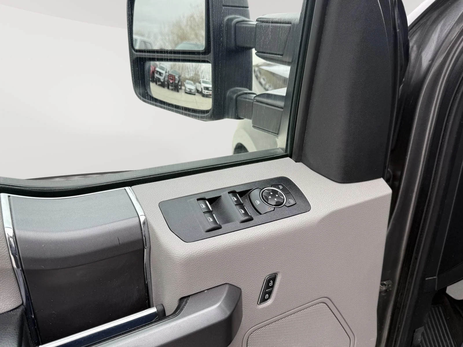 Used 2020 Magnetic Ford XLT image 15