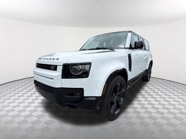 2025 Land Rover Defender 130 X-Dynamic SE P400's photo