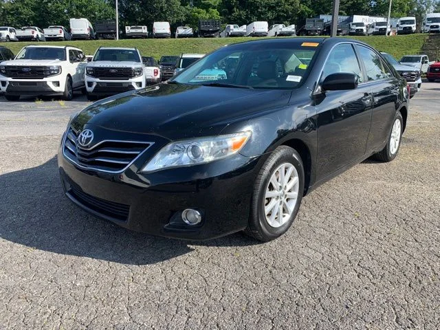 Used 2010 Black Toyota XLE image 4