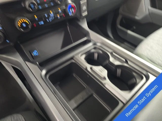 New 2026 Oxford White Ford F-250® XLT image 33