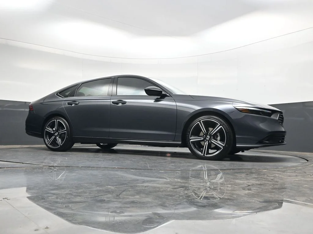 New 2026 Meteorite Gray Metallic Honda SE image 26