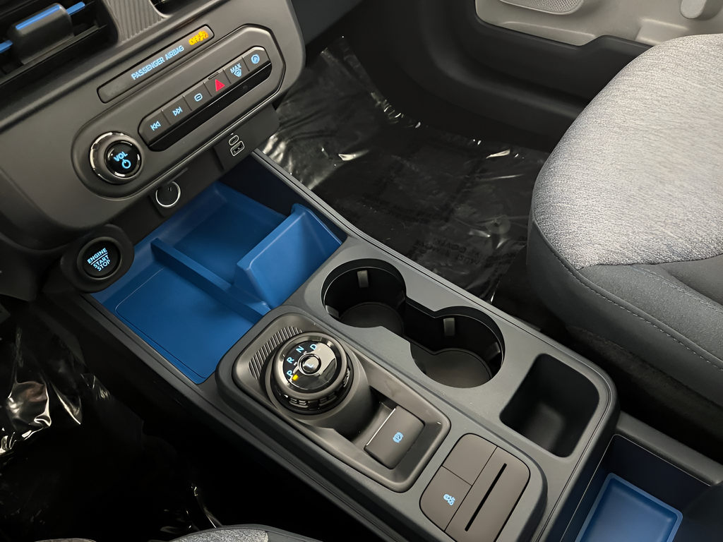 New 2026 Carbonized Gray Metallic Ford XLT image 16