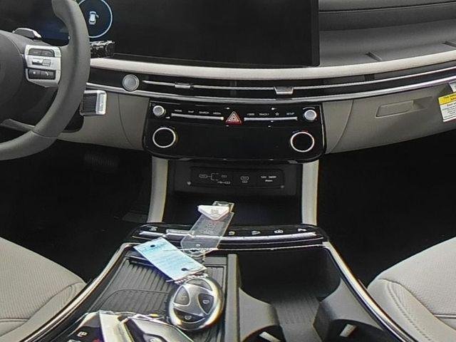 New 2026 White Hyundai Limited AWD image 37