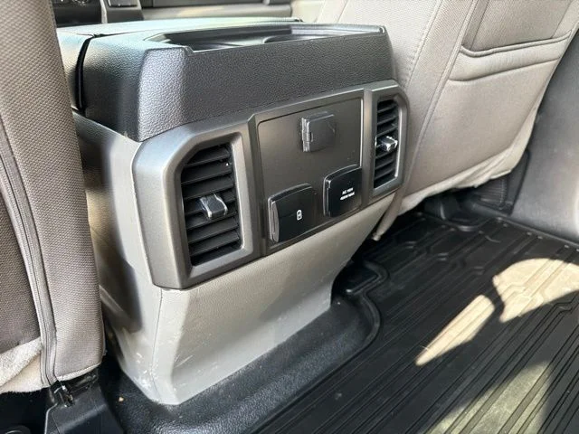 Used 2020 White Ford XLT image 8