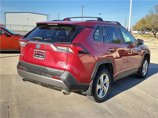 Used 2021 Ruby Flare Pearl Toyota Limited image 5