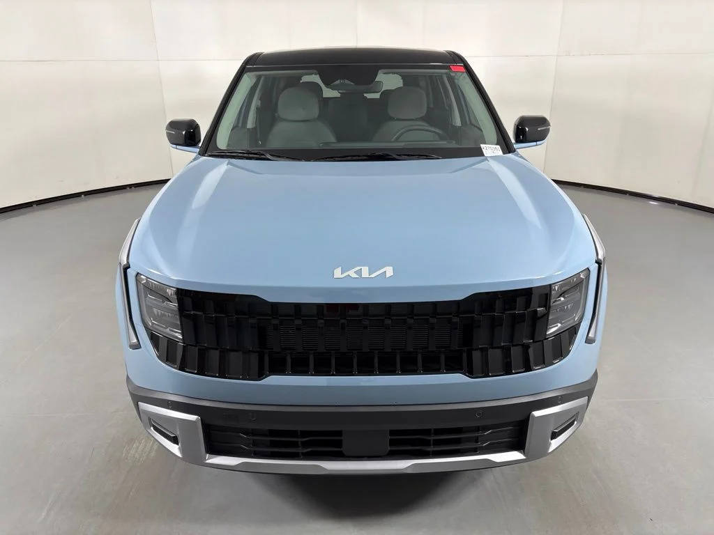 New 2027 Frost Blue / Black Roof Kia S image 3