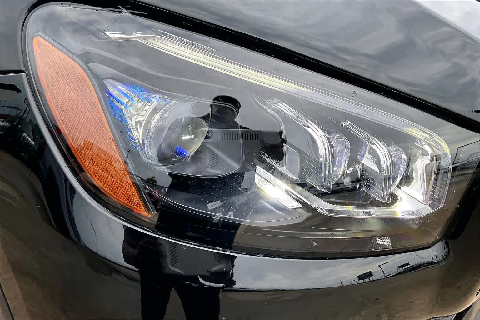 Used 2022 Black Mercedes-Benz GLS 450 image 28