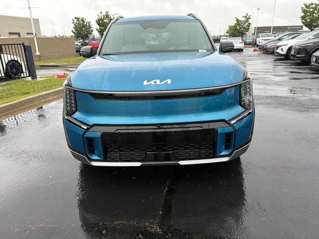 Used 2024 Kia EV9 GT-Line with VIN KNDAEFS59R6030593 for sale in Kansas City, KS