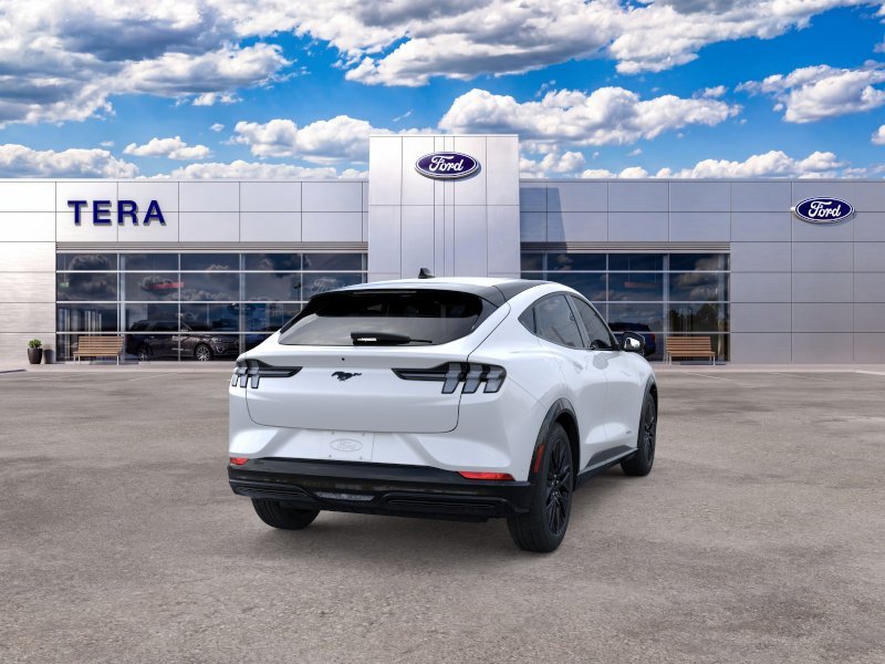 New 2025 Star White Metallic Tri-coat Ford Premium image 40