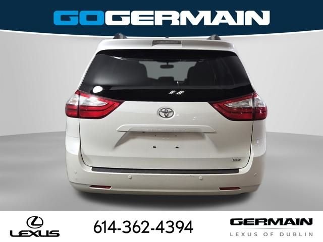 Used 2017 White Toyota XLE image 7