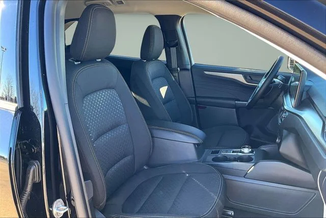 New 2026 Agate Black Metallic Ford Active® image 11