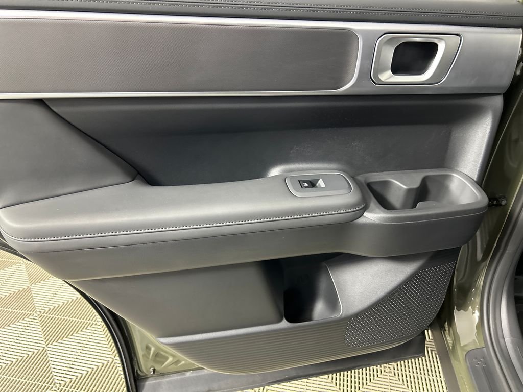 Certified Used 2025 Green Hyundai XRT image 17
