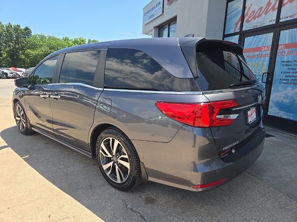 Used 2021  Honda Touring image 7