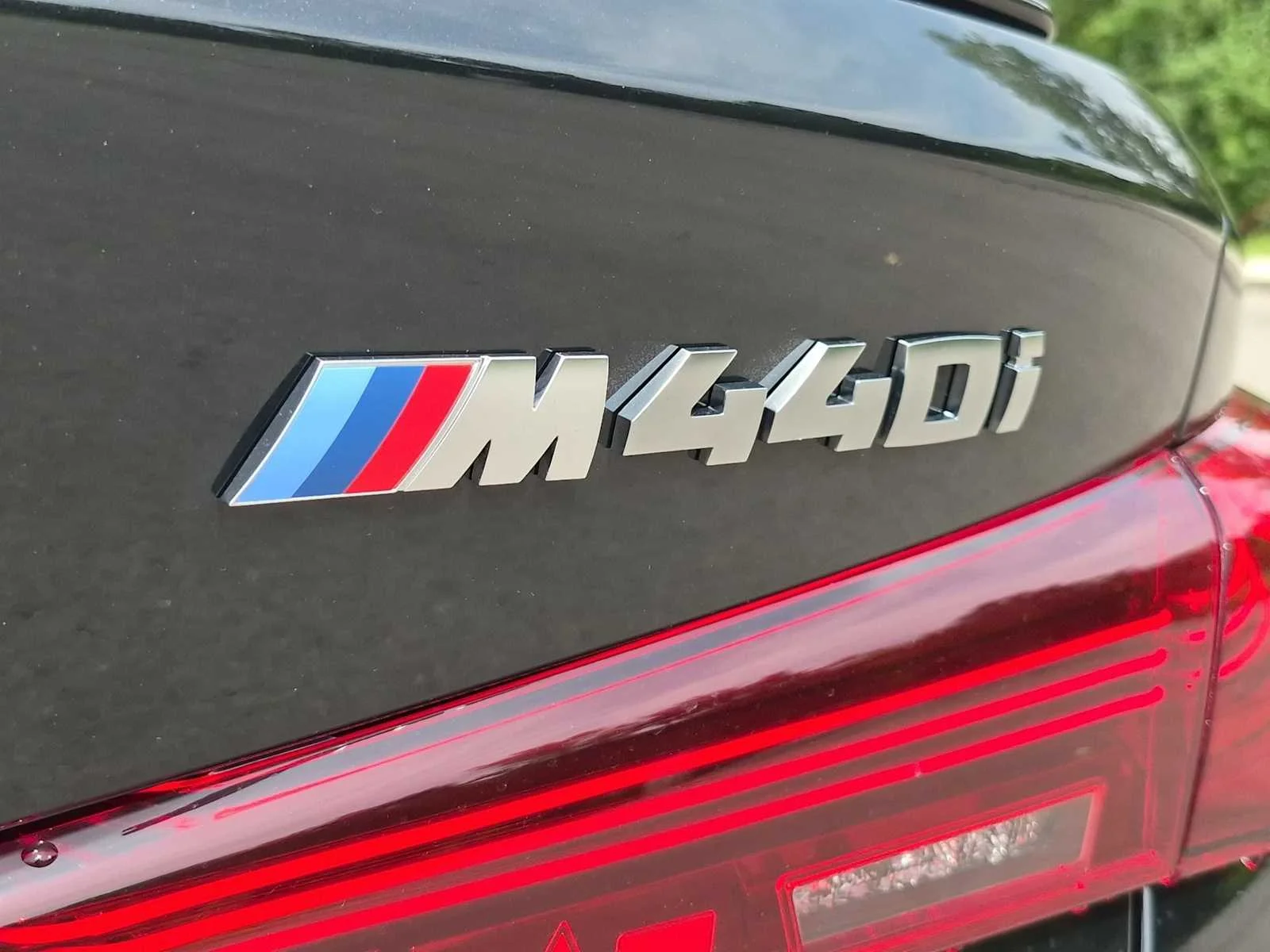 New 2027 Black Sapphire Metallic BMW M440i xDrive image 12