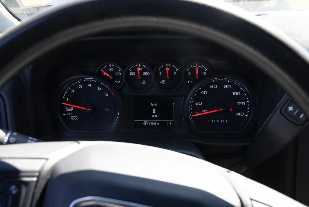 Used 2023 White GMC Pro image 13